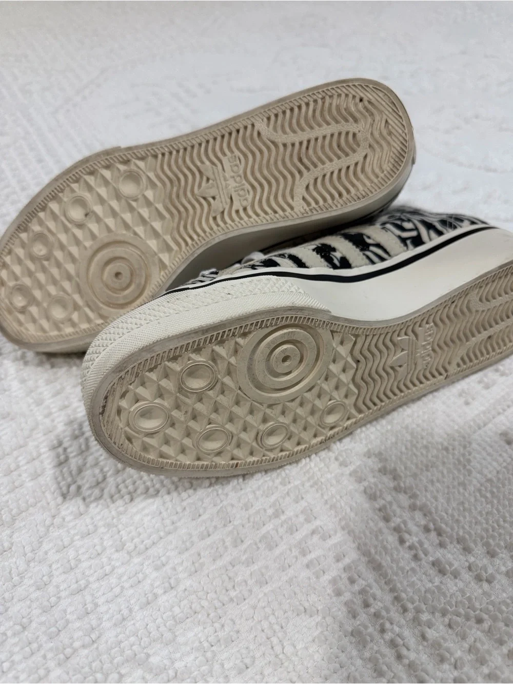 adidas “Nizza” platform mid -Top Sneakers